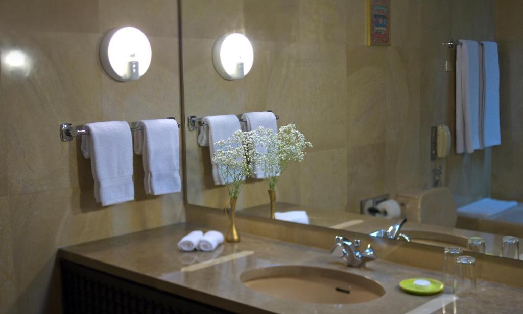 Mir Amin Palace Beit ed-Din Zimmer foto
